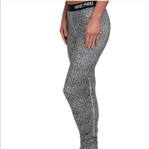 Nike Pro Full Length Leggings Leopard Print
